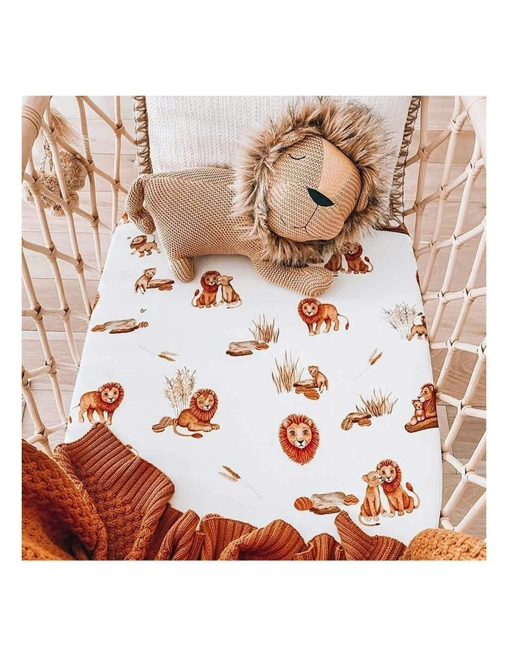 Lion Organic Bassinet Sheet / Change Pad Cover in Multi image 6