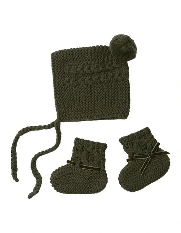 Merino Wool Bonnet & Booties in Olive
