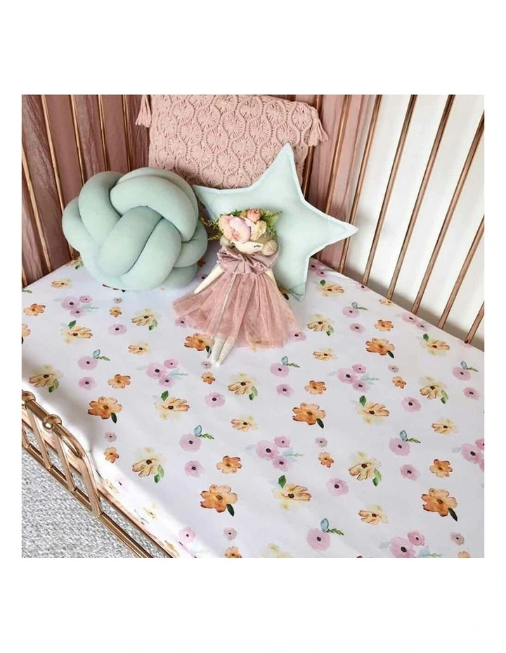 Poppy Organic Fitted Cot Sheet in White image 5