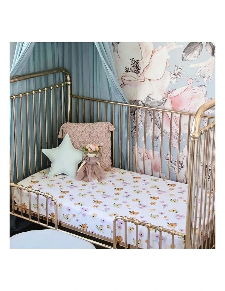 Poppy Organic Fitted Cot Sheet in White image 7