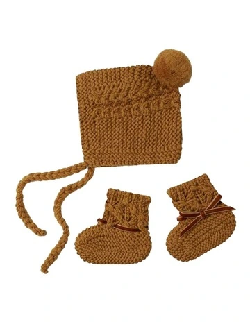 Merino Wool Bonnet And Booties in Bronze