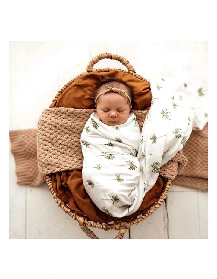 Palm Organic Muslin Wrap in Green image 4