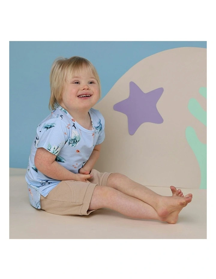 Organic T-shirt in Blue Ocean image 3