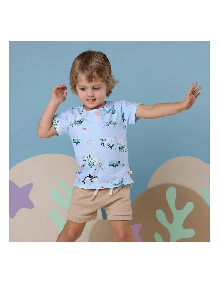 Organic T-shirt in Blue Ocean image 5