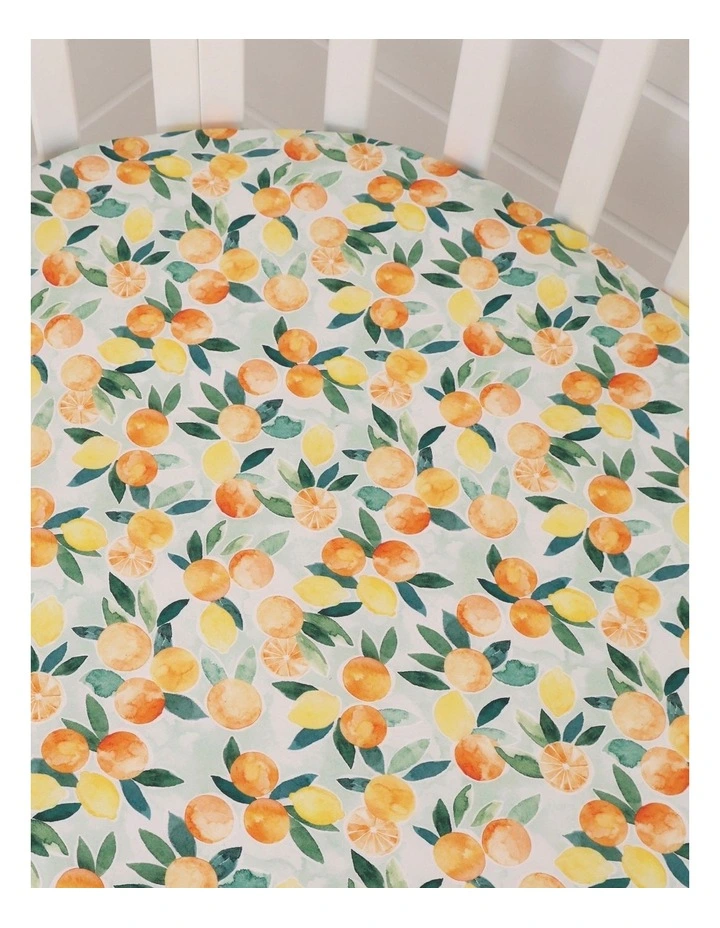 Citrus Squeeze Organic Fitted Cot Sheet in Green image 4