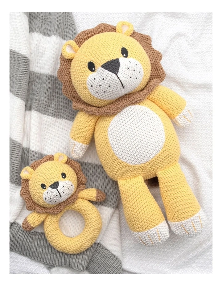 Knitted Leo the Lion Ring Rattle Toy image 2