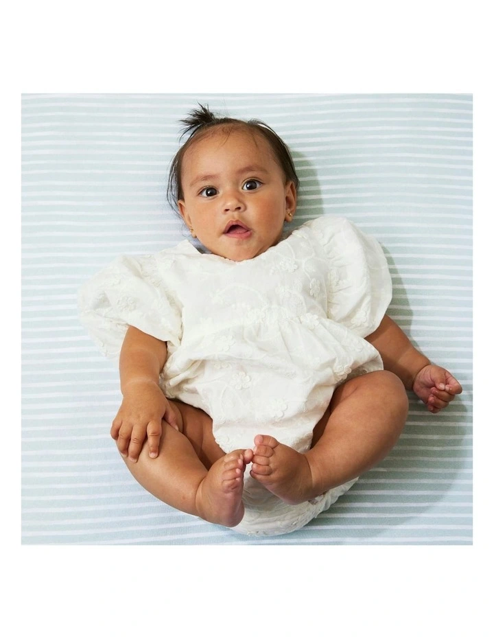 Organic Bedside Sleeper Fitted Sheet 2 Pack in Multi image 3