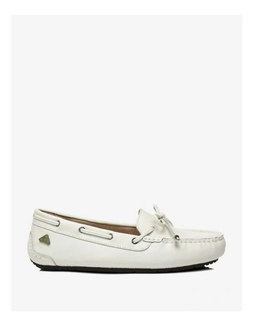 Frida Loafers in White