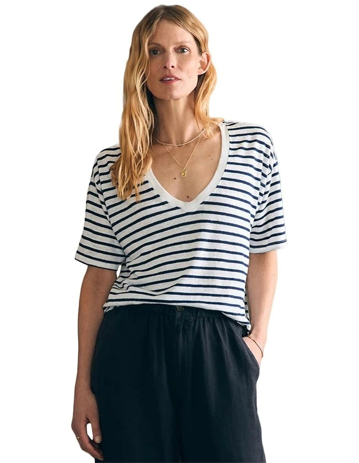Linen V Neck Tee in Blue image 3