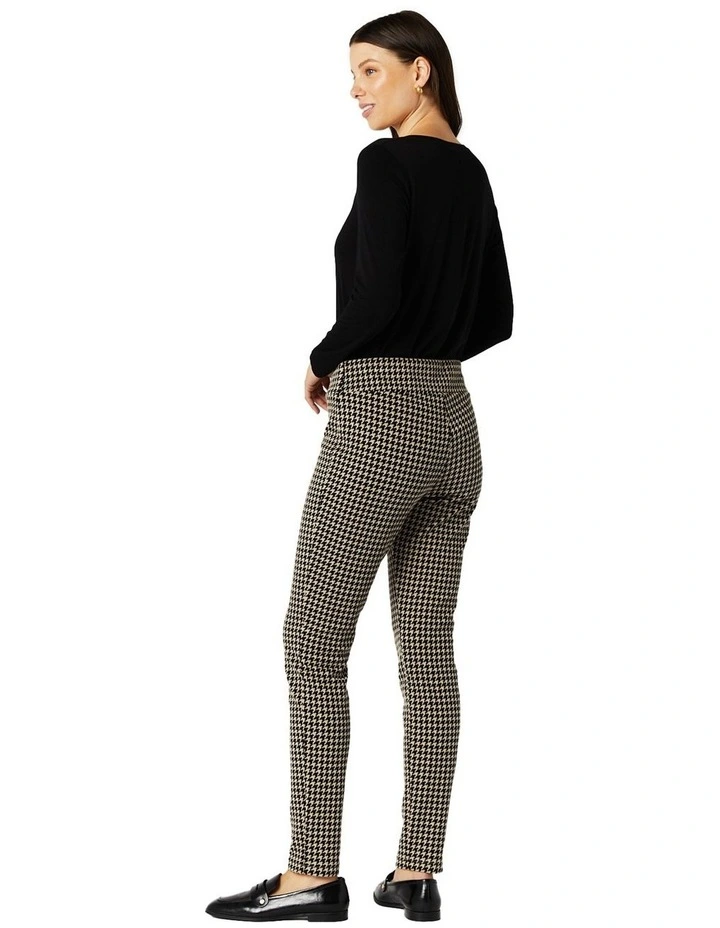 Paula Pant in Black image 2