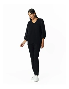 V-Neck Long Sleeve Top in Black