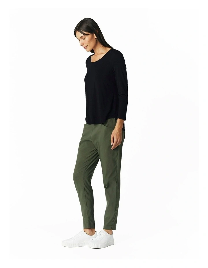 Crew Neck Long Sleeve Top in Black image 2