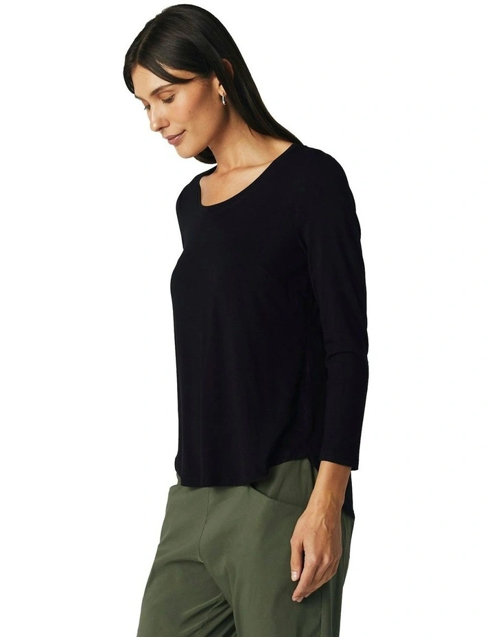 Crew Neck Long Sleeve Top in Black image 7