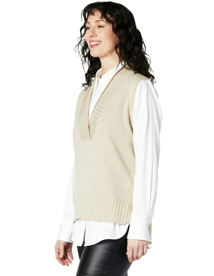 Aurora Vest in Stone image 3
