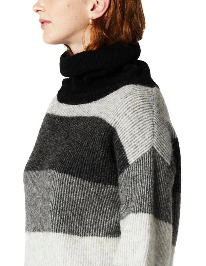 Freya Sweater in Black image 6