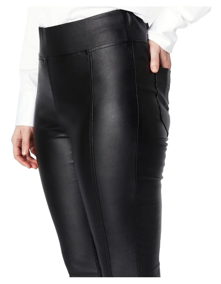 Tanya Pant in Black image 5