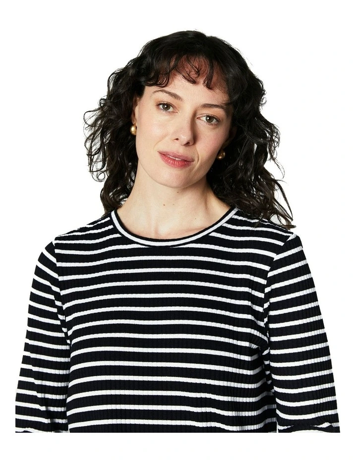 Sky Stripe Tee in Black image 4