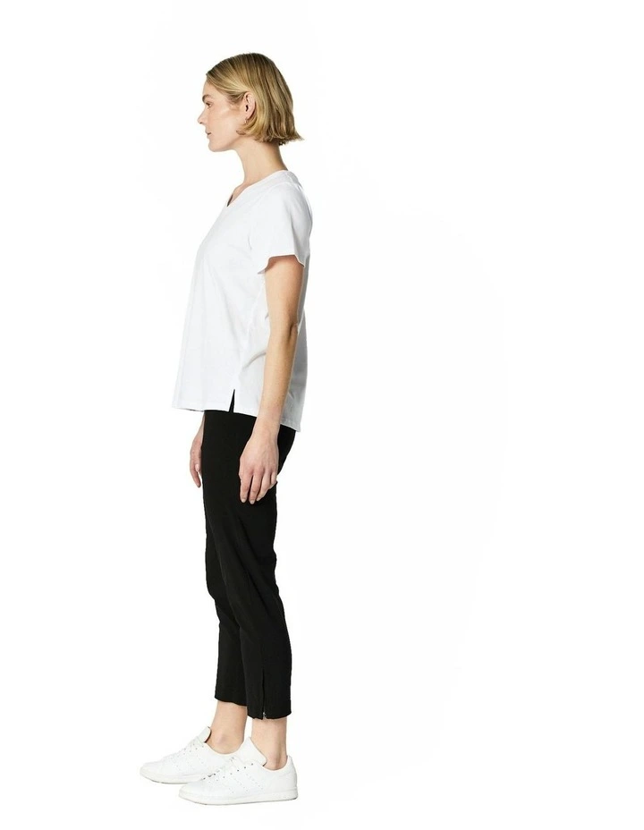 Capri Pant in Black image 3