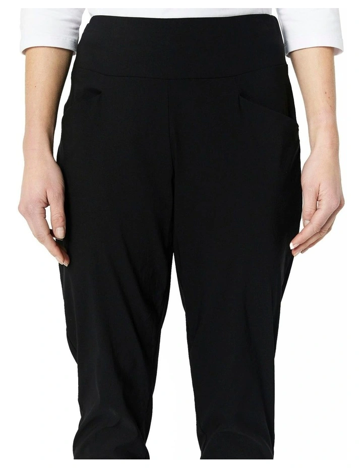 Relaxed Pant in Black image 5