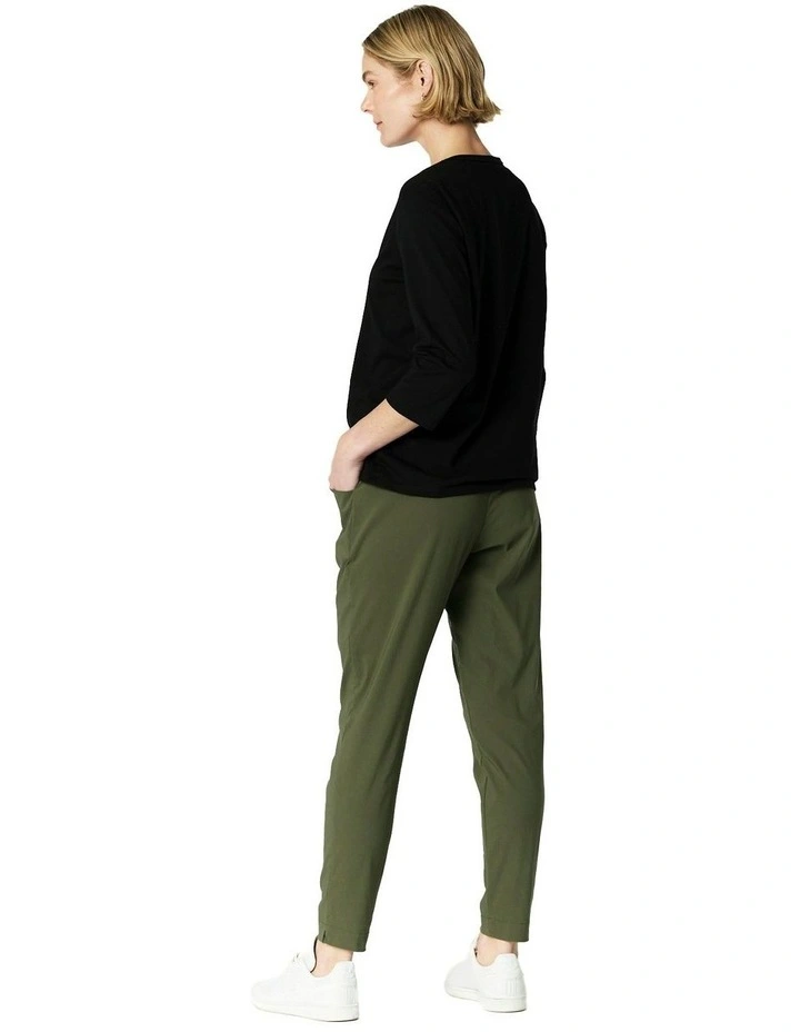 Relaxed Pant in Olive image 2