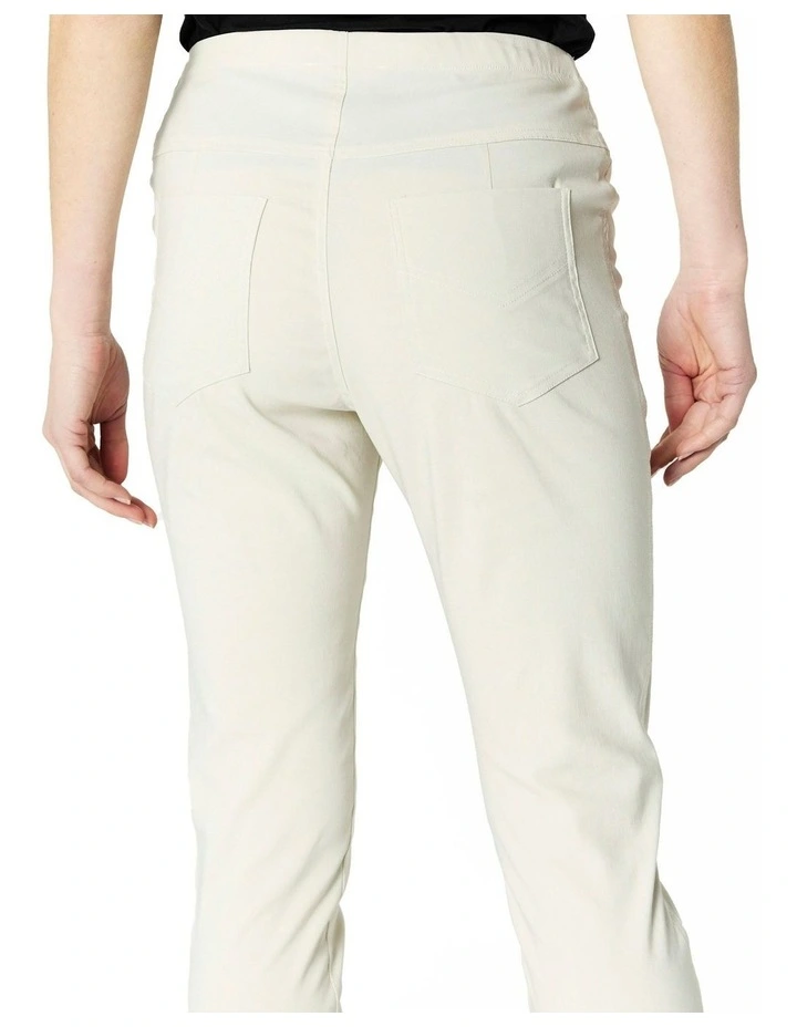 Cigarello Pant in Beige image 7