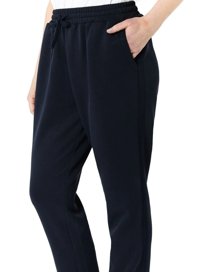 Catalina Pant in Navy image 5