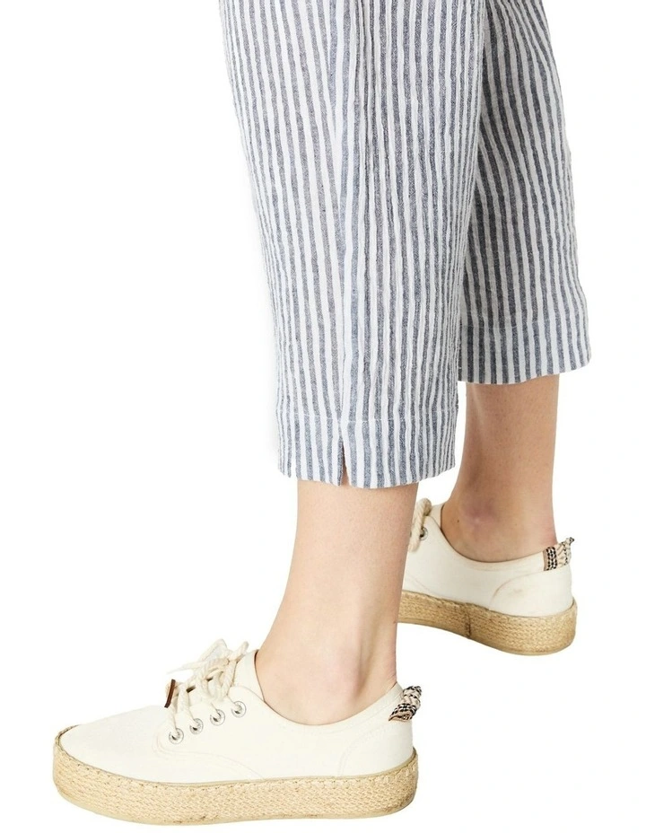 Belinda Pant in Navy image 7