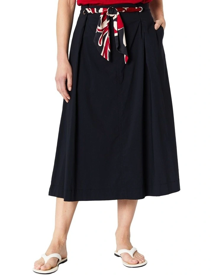 Wren Skirt in Navy image 4