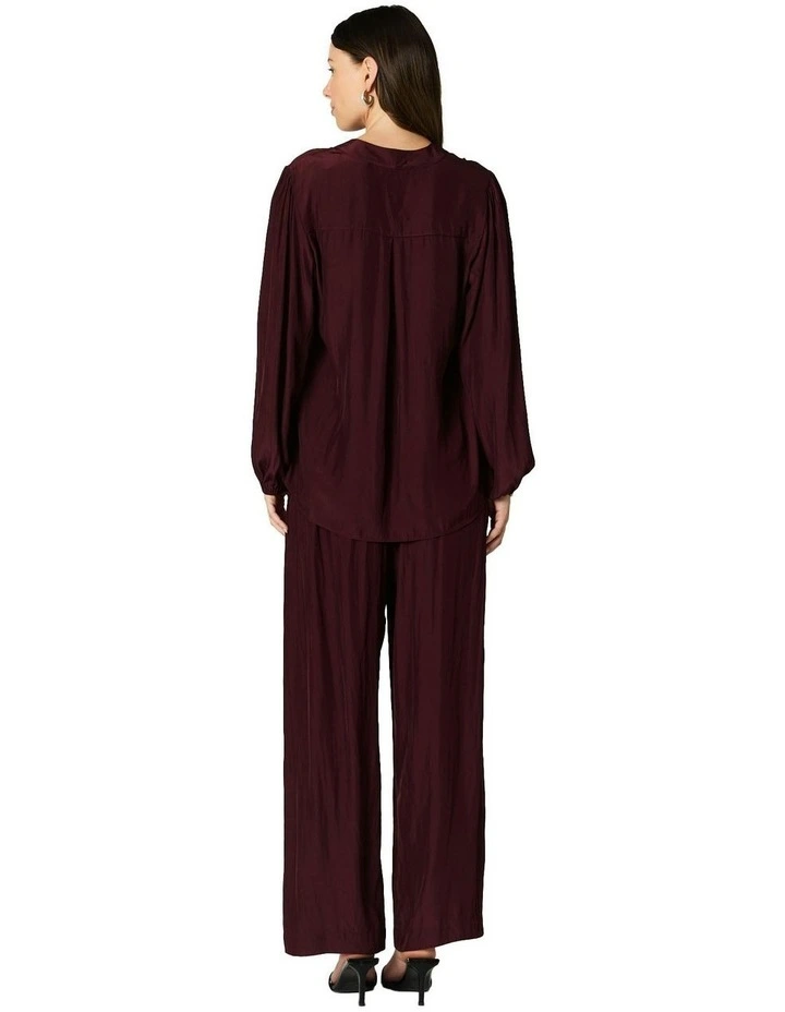 Francine Pant in Wine image 2