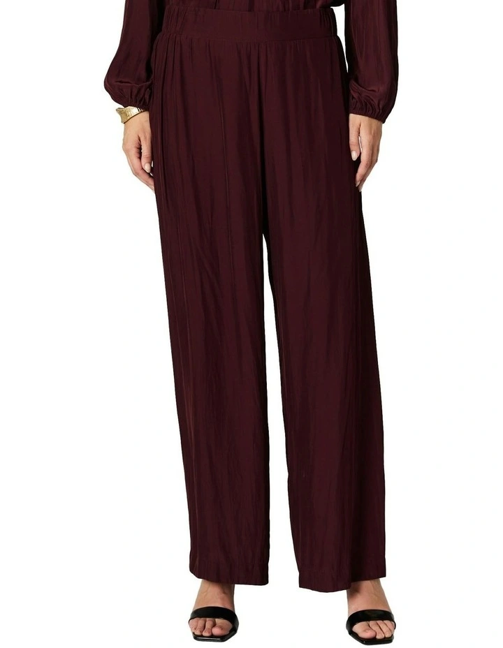 Francine Pant in Wine image 4