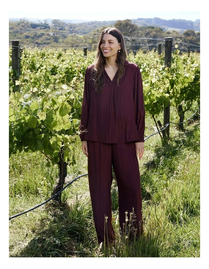 Francine Pant in Wine image 7
