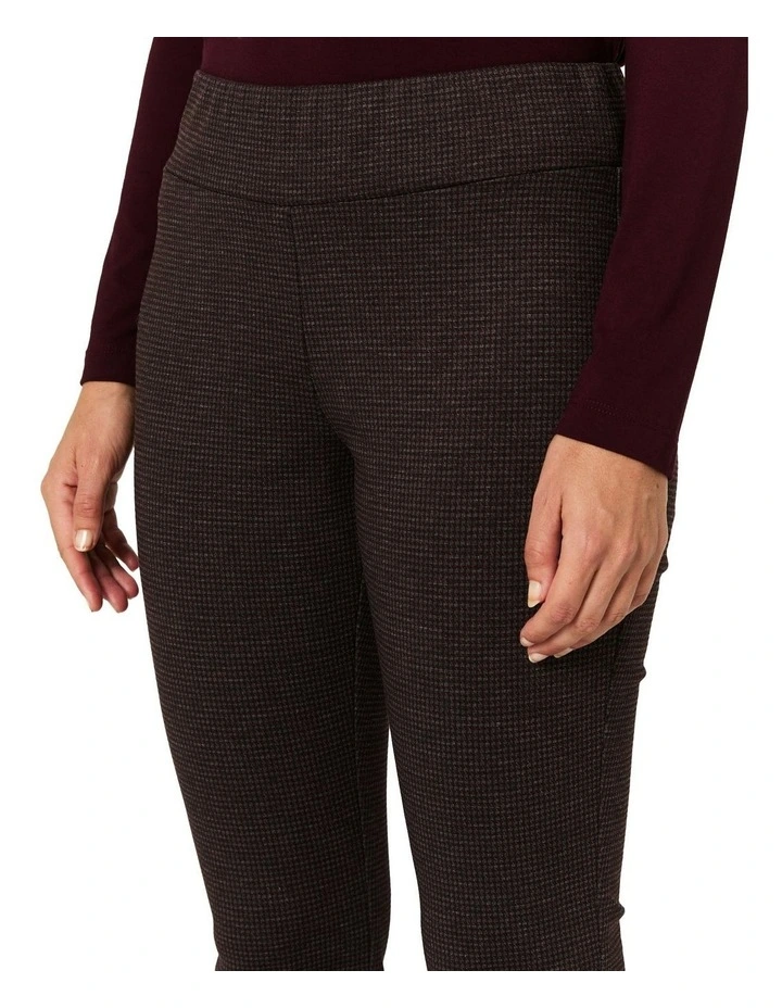 Paula Pant in Wine image 5