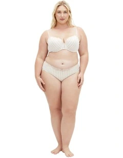 Fifi Shorty in Latte