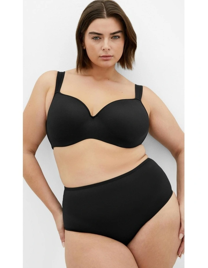 Plus Size Smooth & Chic Balconette T-Shirt Bra in black image 1