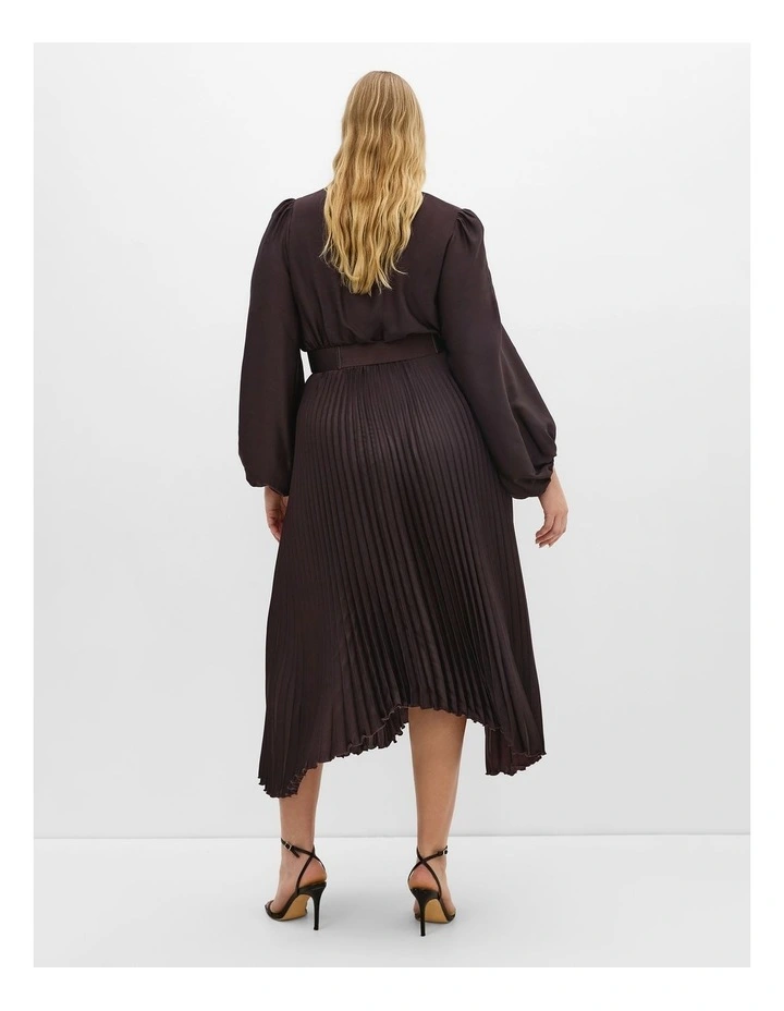 Amara Pleat Midi Dress in Chocolate image 2