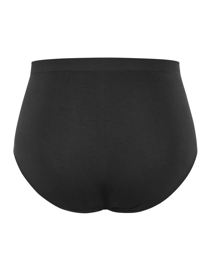 Smooth & Chic Seamless Full Brief 3 Pack in black image 5