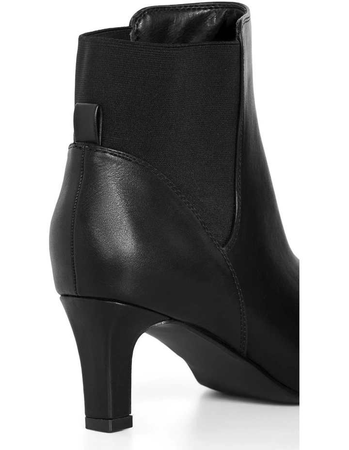Wide Fit Sadie Ankle Boot in Black image 7