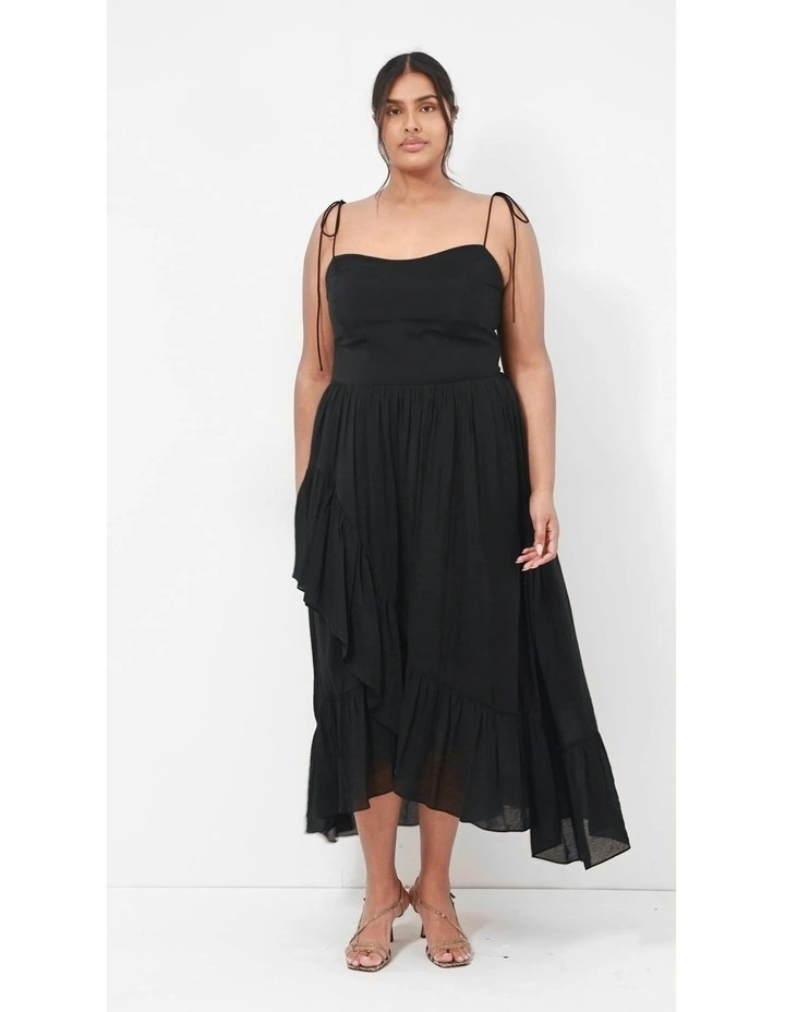 Hailey Ruffled Hi-Lo Maxi Dress in Black image 5