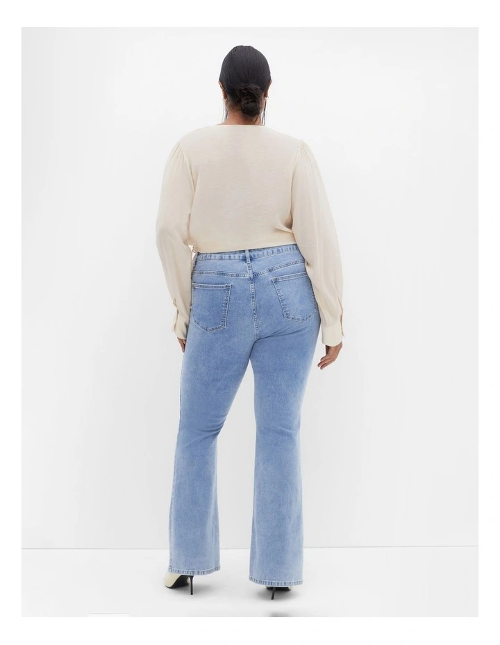 Asha Fit Carla Flare Leg Jean in Light Denim image 2