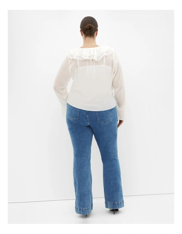 Harley Fit Lara Bootleg Jean in Blue image 2