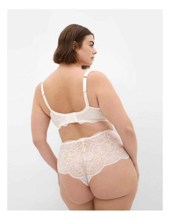 Ophelia Underwire Bra in ivory image 2