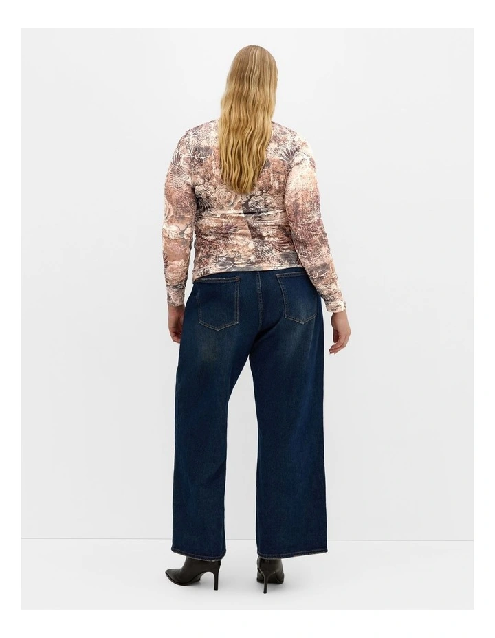 Lauryn Ruched Print Top in mocha image 2