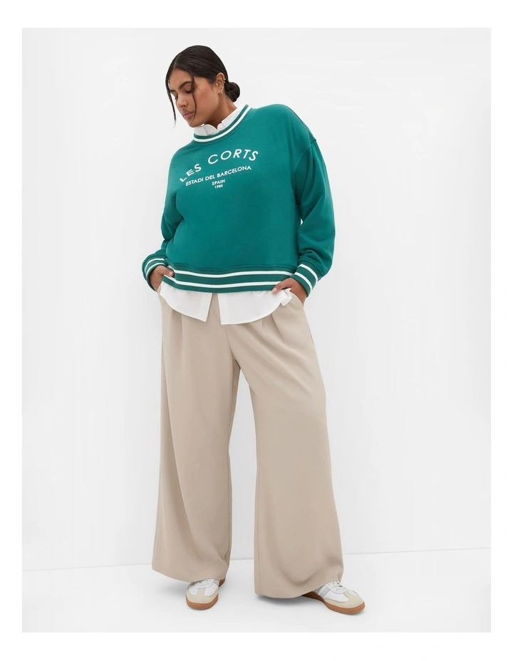 Elevate Sweatshirt in Jade image 1