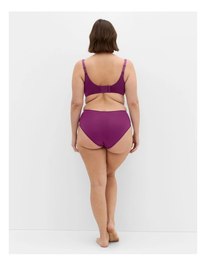 Smooth And Chic T-shirt Bra in Purple image 2