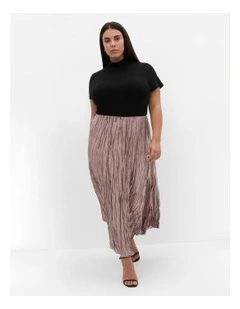Imogen Pleat Midi Skirt in Brown