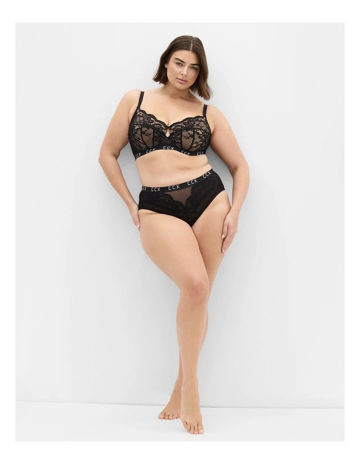 Signature Underwire Bra in Black image 1