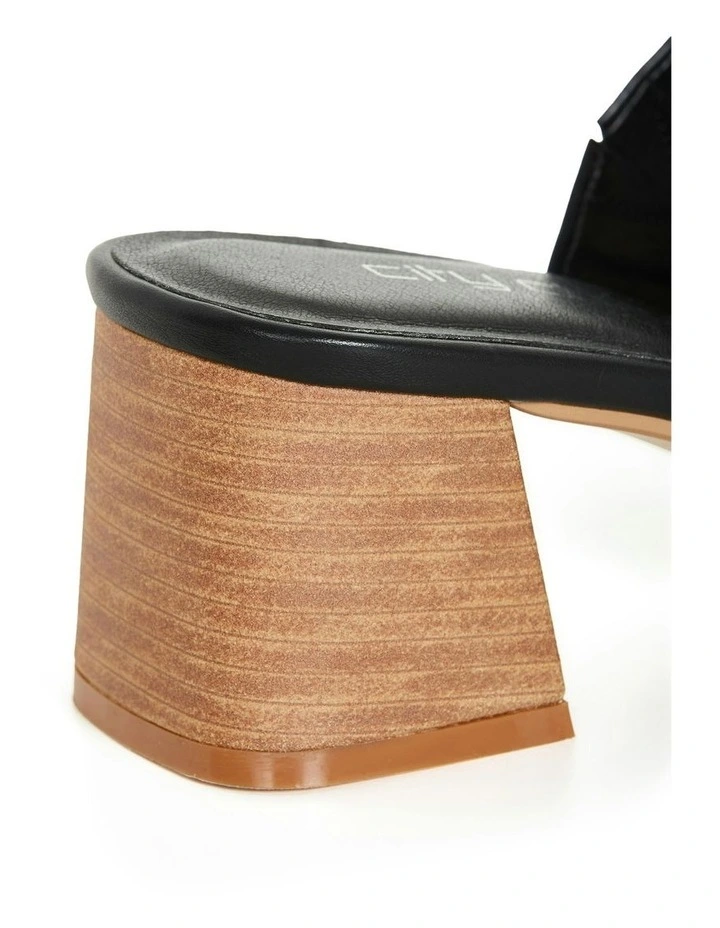 Wide Fit Hazel Heel in Black image 6