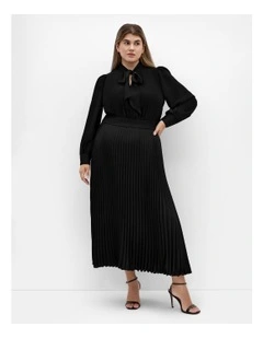 Marily Pleat Midi Dress in Black