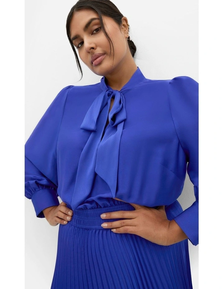 Marily Pleat Midi Dress in Sapphire image 4