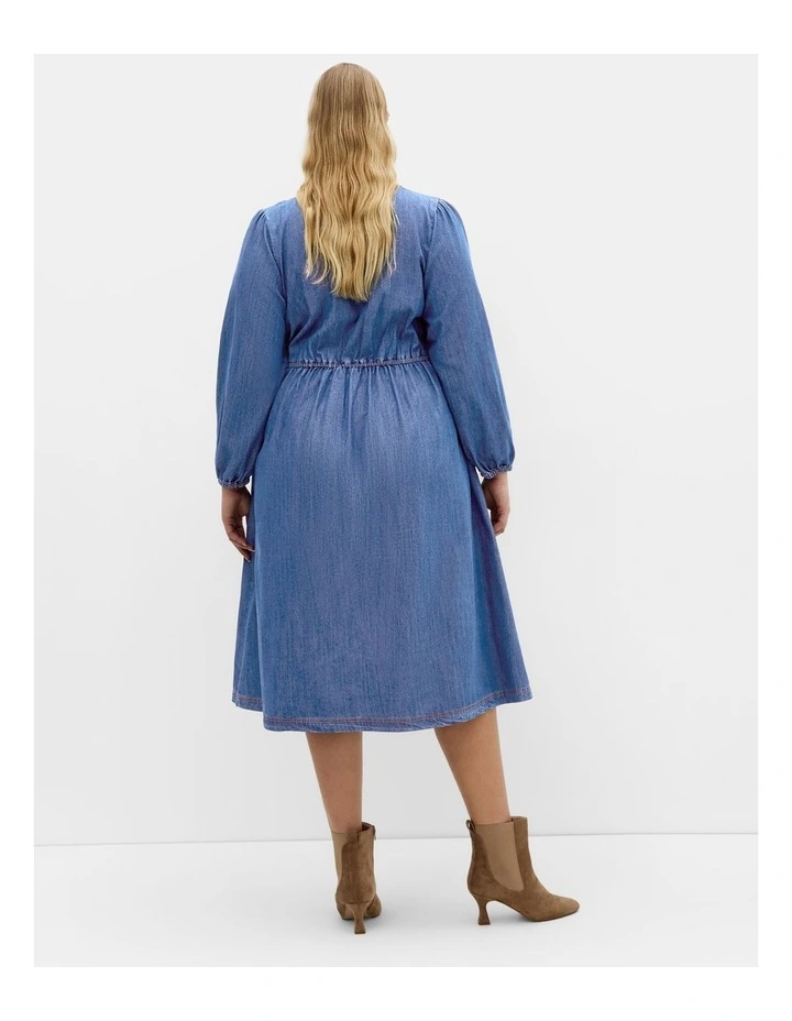 Emelia Denim Midi Dress in Mid Wash image 2